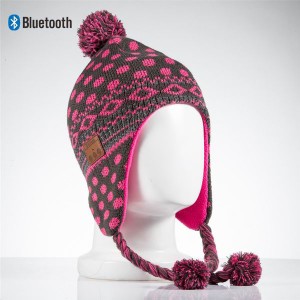 bluetooth headset trapper hat